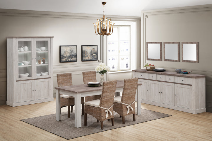 e:
eetkamer 'ELINE'