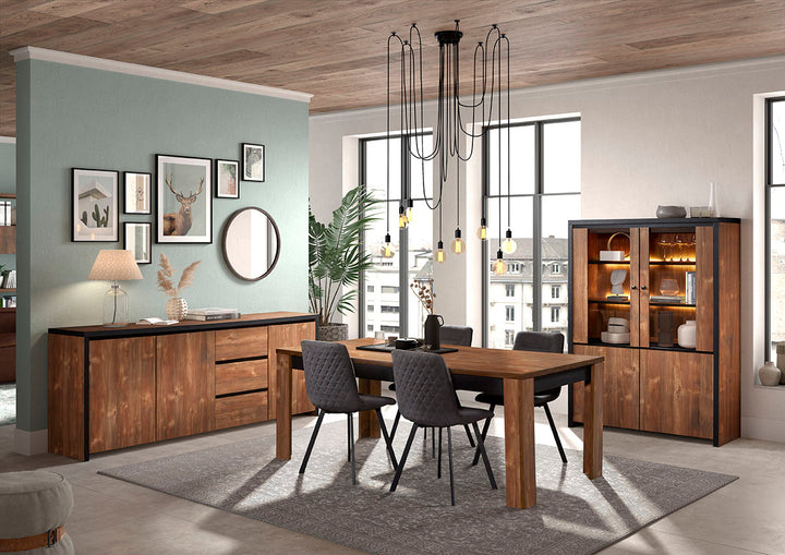 Eetkamer 'SILVESTRE'