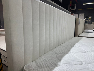 Lit boxspring 'MORINO' + matelas