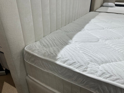 Lit boxspring 'MORINO' + matelas