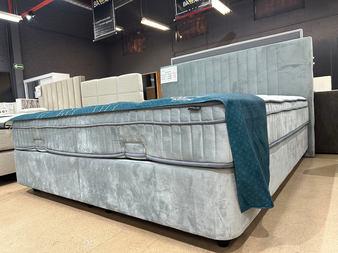 Lit Boxspring 'CLARA'