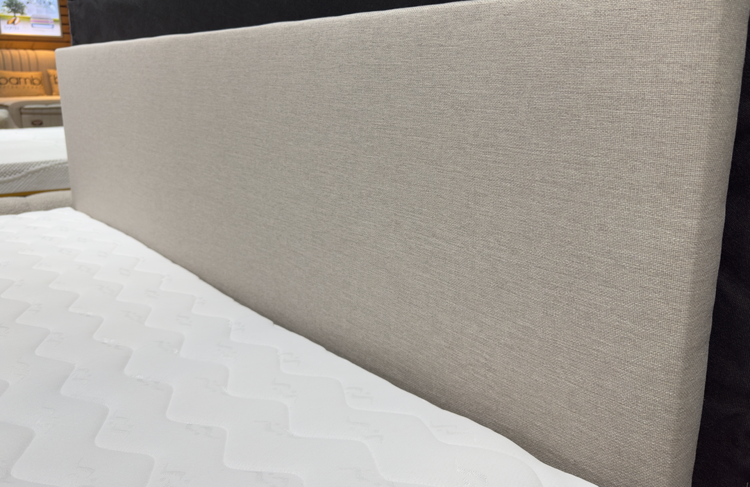 Lit Boxspring 'HARD BOX'