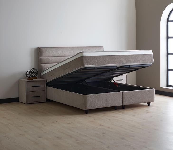 Lit Boxspring 'MAYA' + matelas